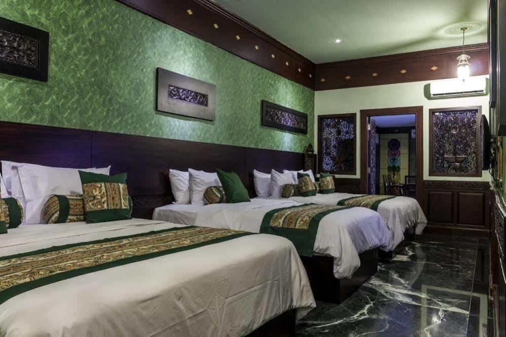 Dhanesvara Holistic Unique Homestay Wonocolo Luaran gambar