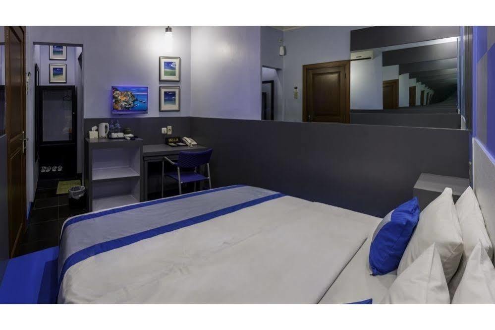 Dhanesvara Holistic Unique Homestay Wonocolo Luaran gambar